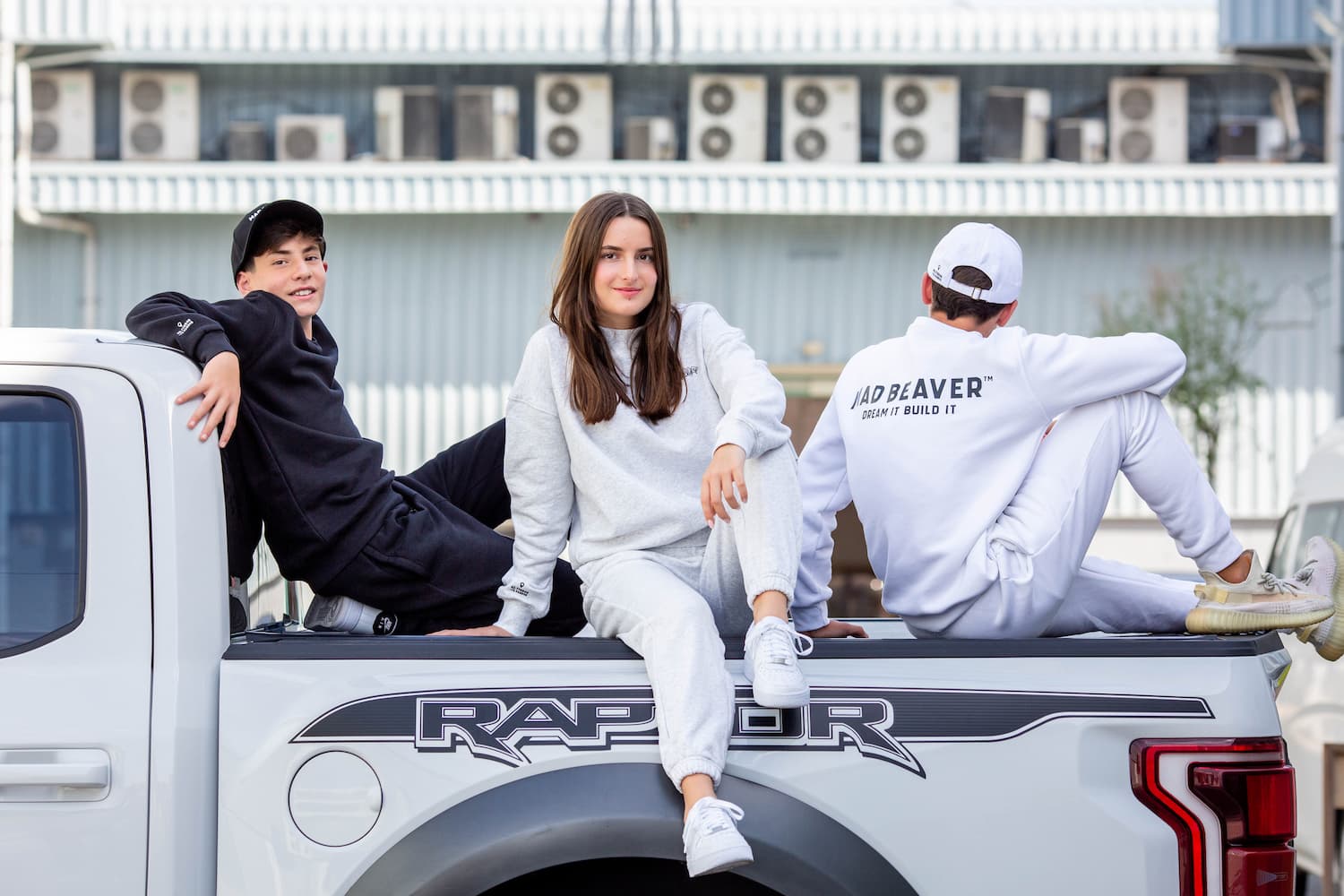 The Mad Beaver, the new streetwear brand that will help you meet all your challenges!