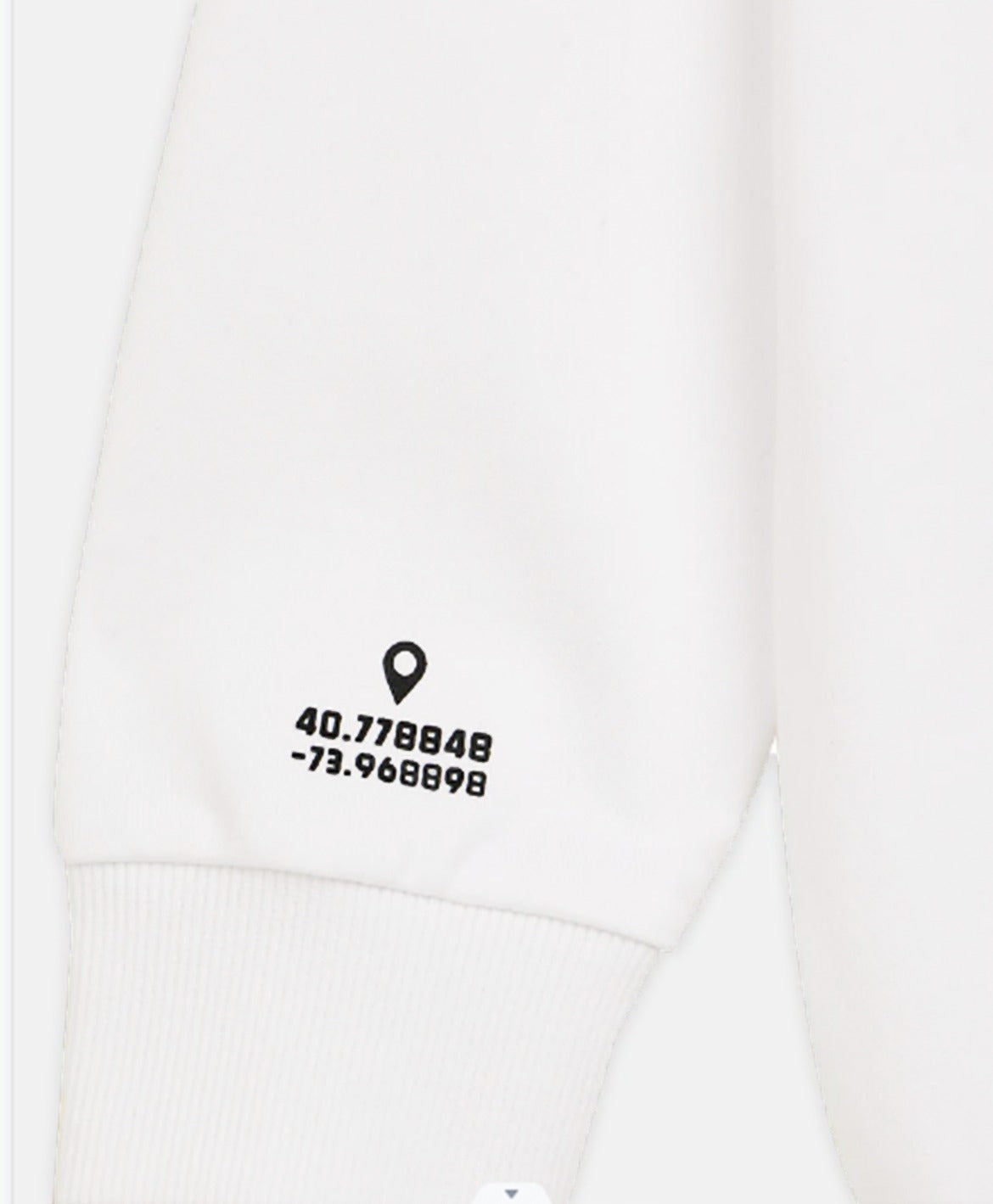 ESSENTIAL White Crewneck Sweatshirt