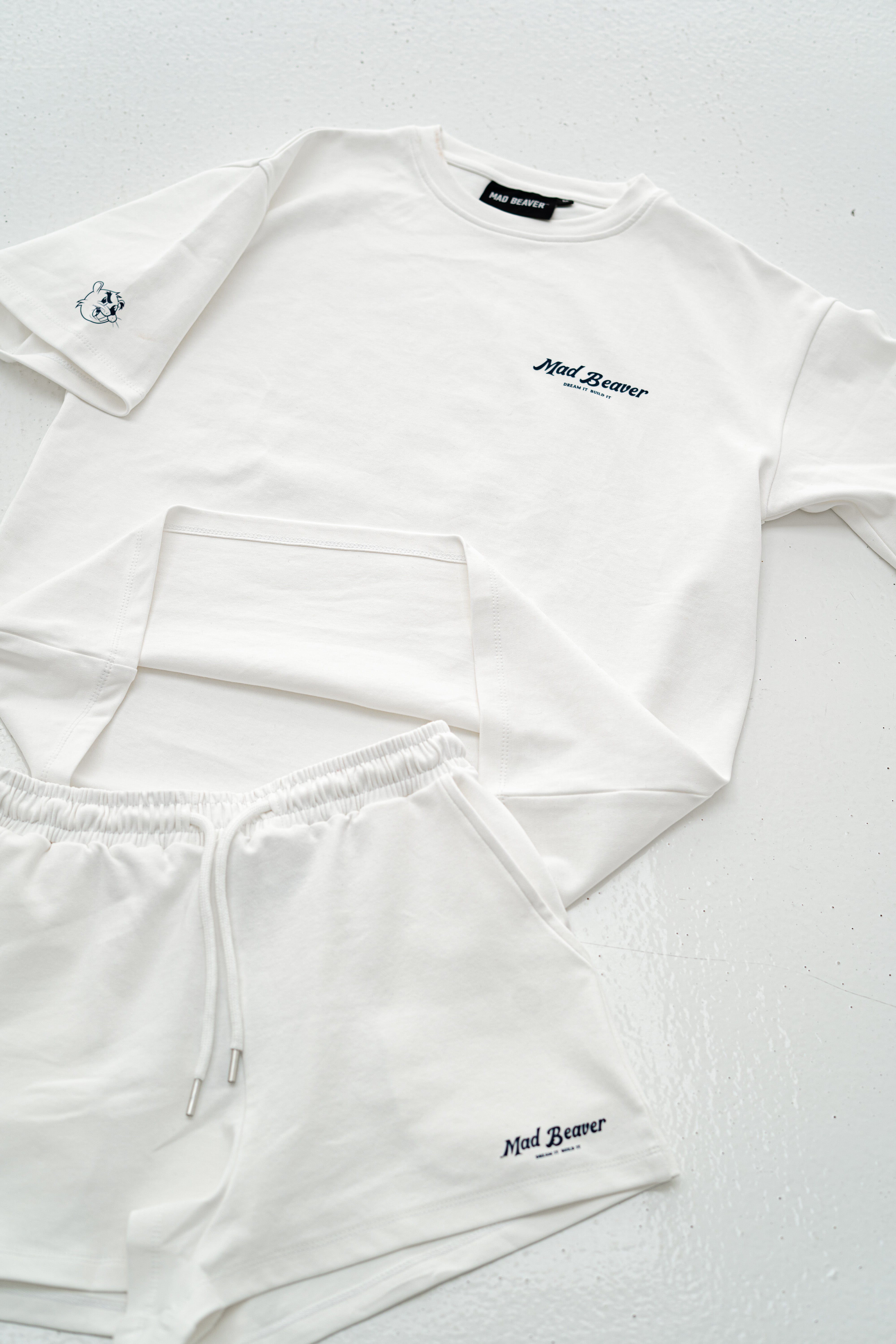 CLASSIC SET: Tee Shirt and Women shorts