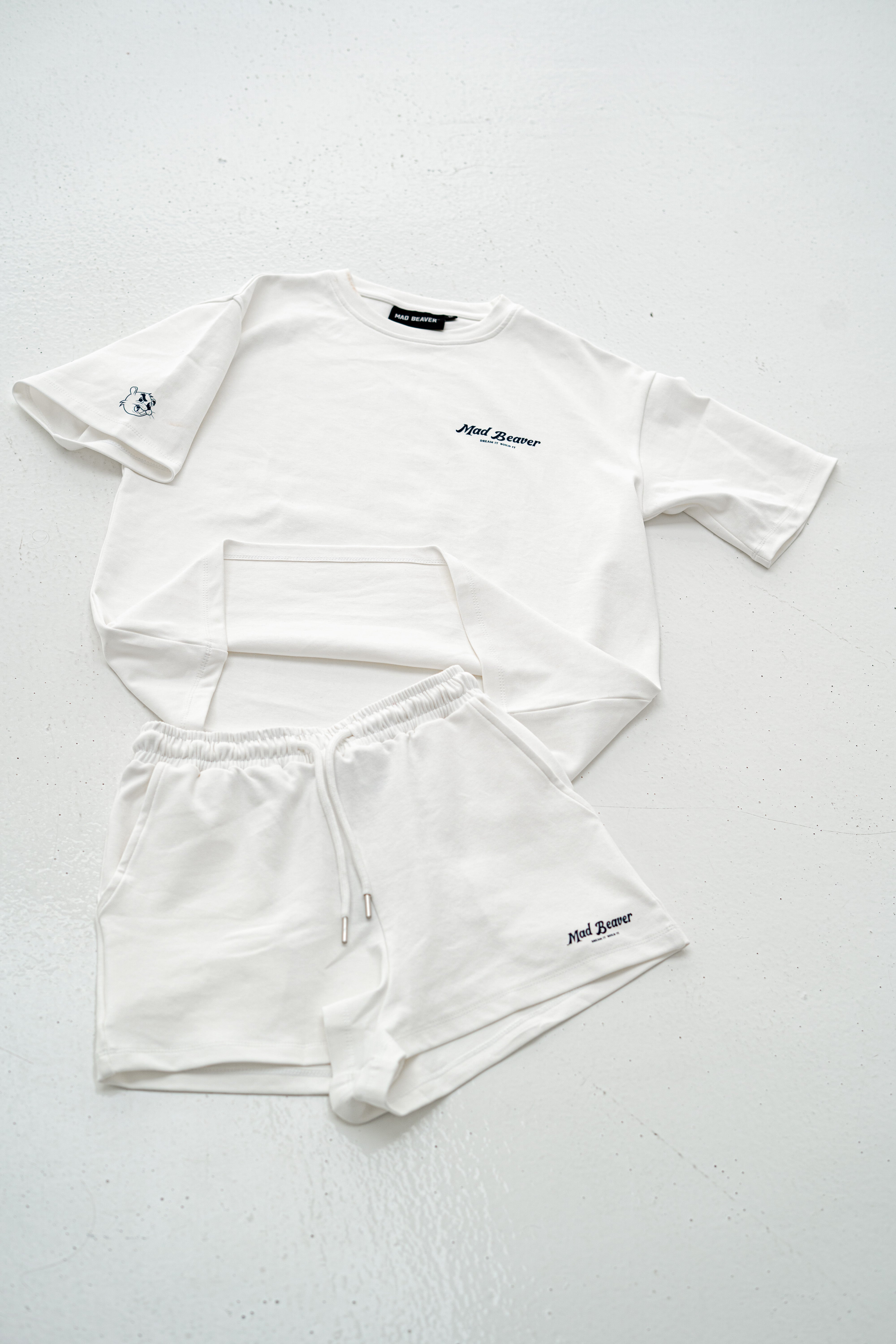 CLASSIC SET: Tee Shirt and Women shorts